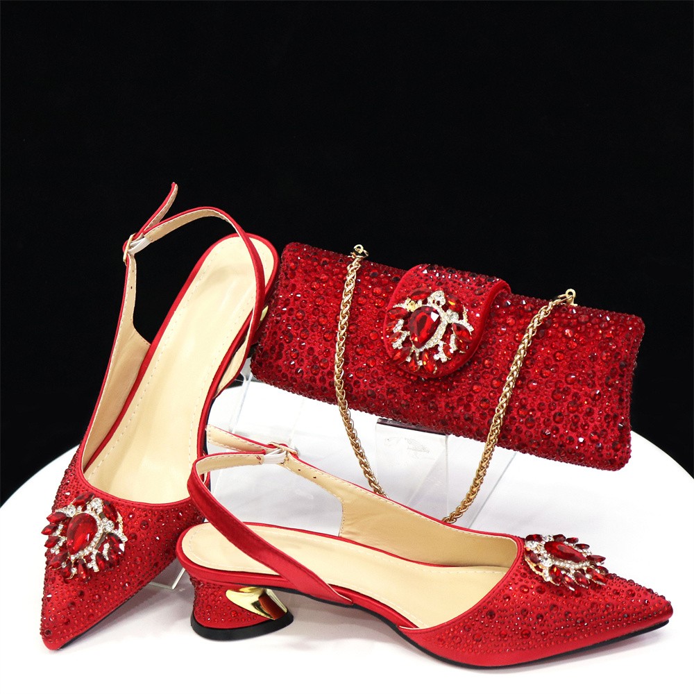 أحدث تصميم لأحذية وحقائب نسائي - مراجعة Women'S Evening Bags وسعره