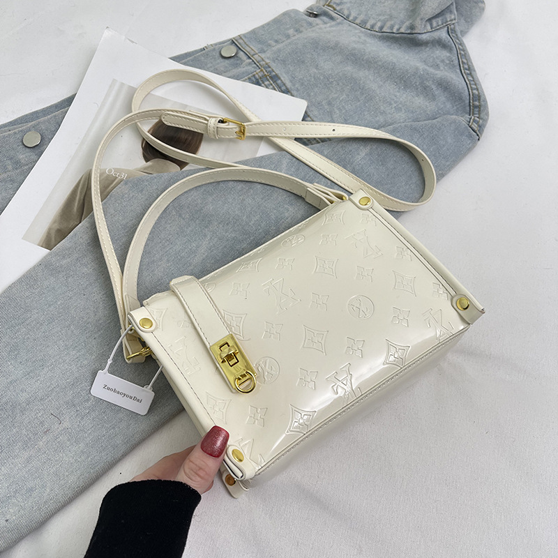 مجموعة التصميم الكلاسيكي 2026  - مراجعة Women'S Bags New Collection وسعره