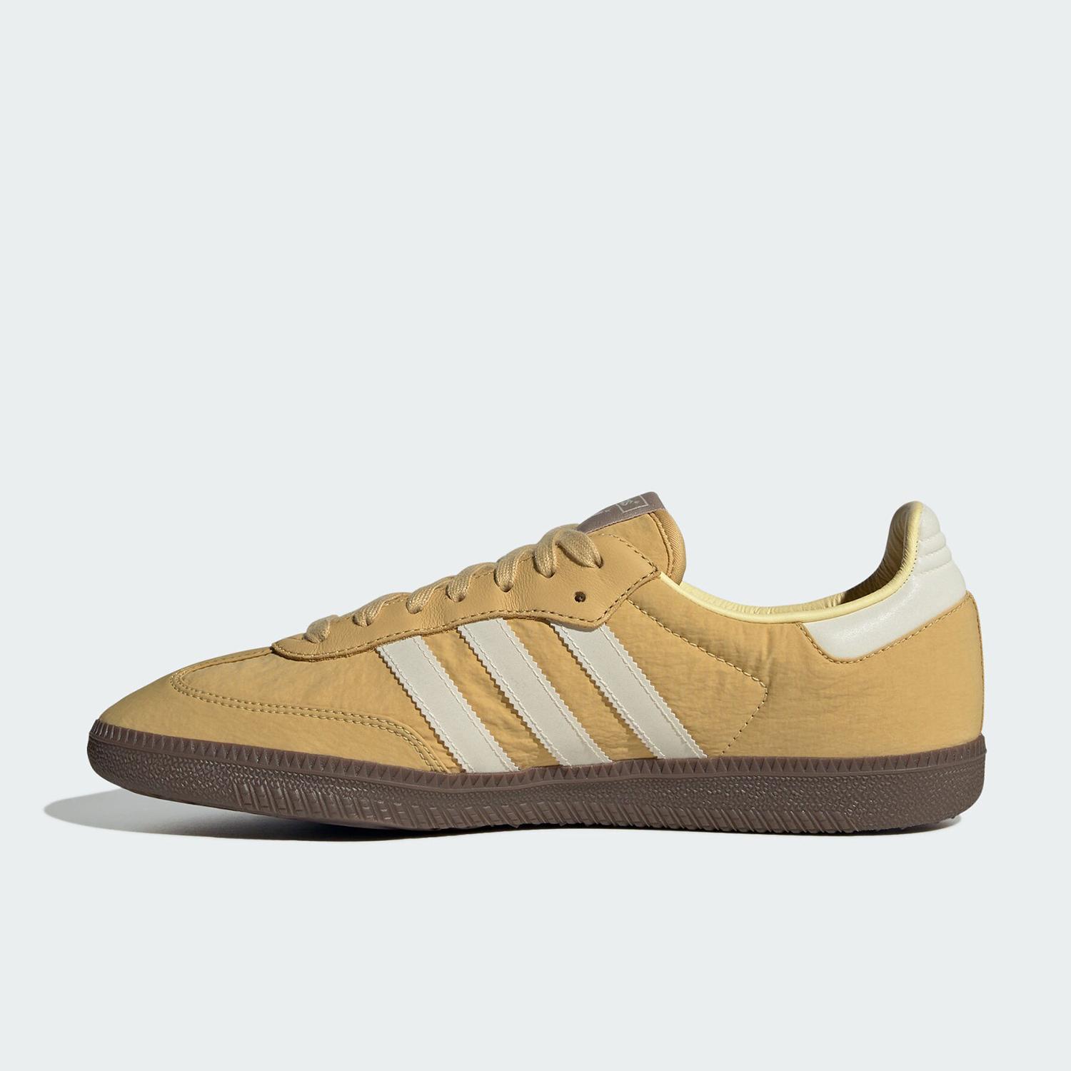 حذاء رياضي كاجوال كلاسيكي كلاس - مراجعة Adidas Shoes Samba وسعره