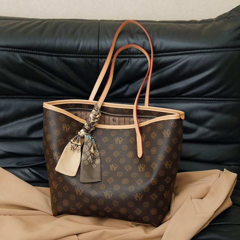حقيبة حفاضات أنيقة للنساء من ت - مراجعة Women'S Bags Jacquemus وسعره
