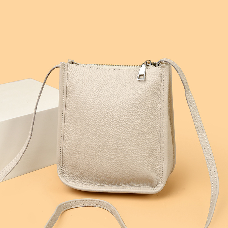 حقيبة يد نسائية من الجلد الطبي - مراجعة Women'S Bags Jacquemus وسعره